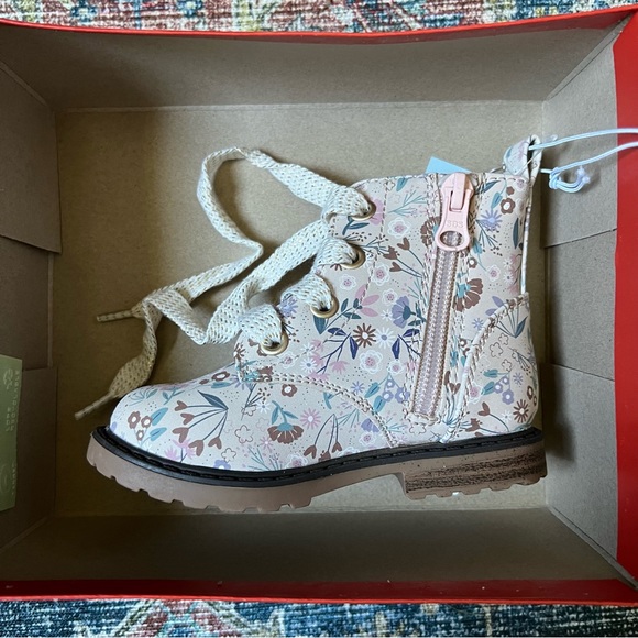 Toddler floral boots - Picture 2 of 5